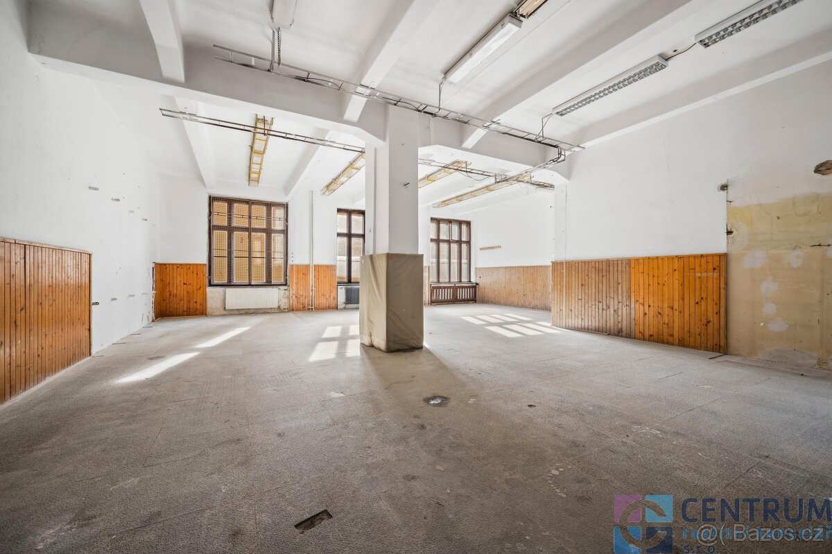 Prodej komerčního objektu Jugoslávská - 8