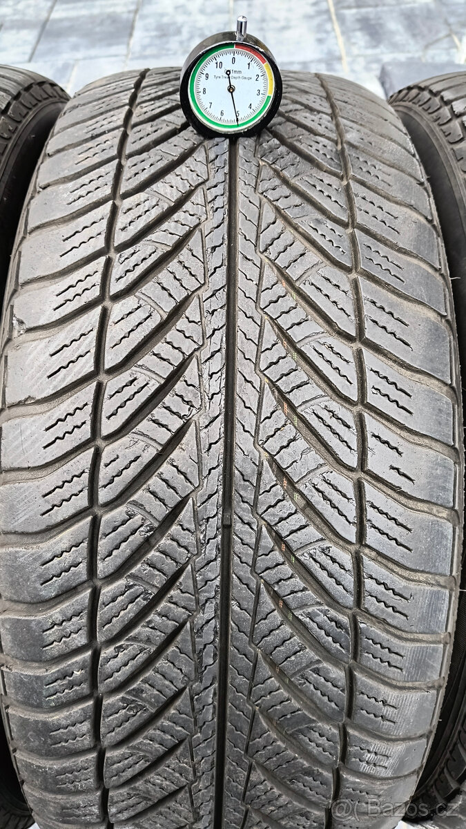 18 originál Mercedes E-Class W213 zimní 245/45 R18 - 8