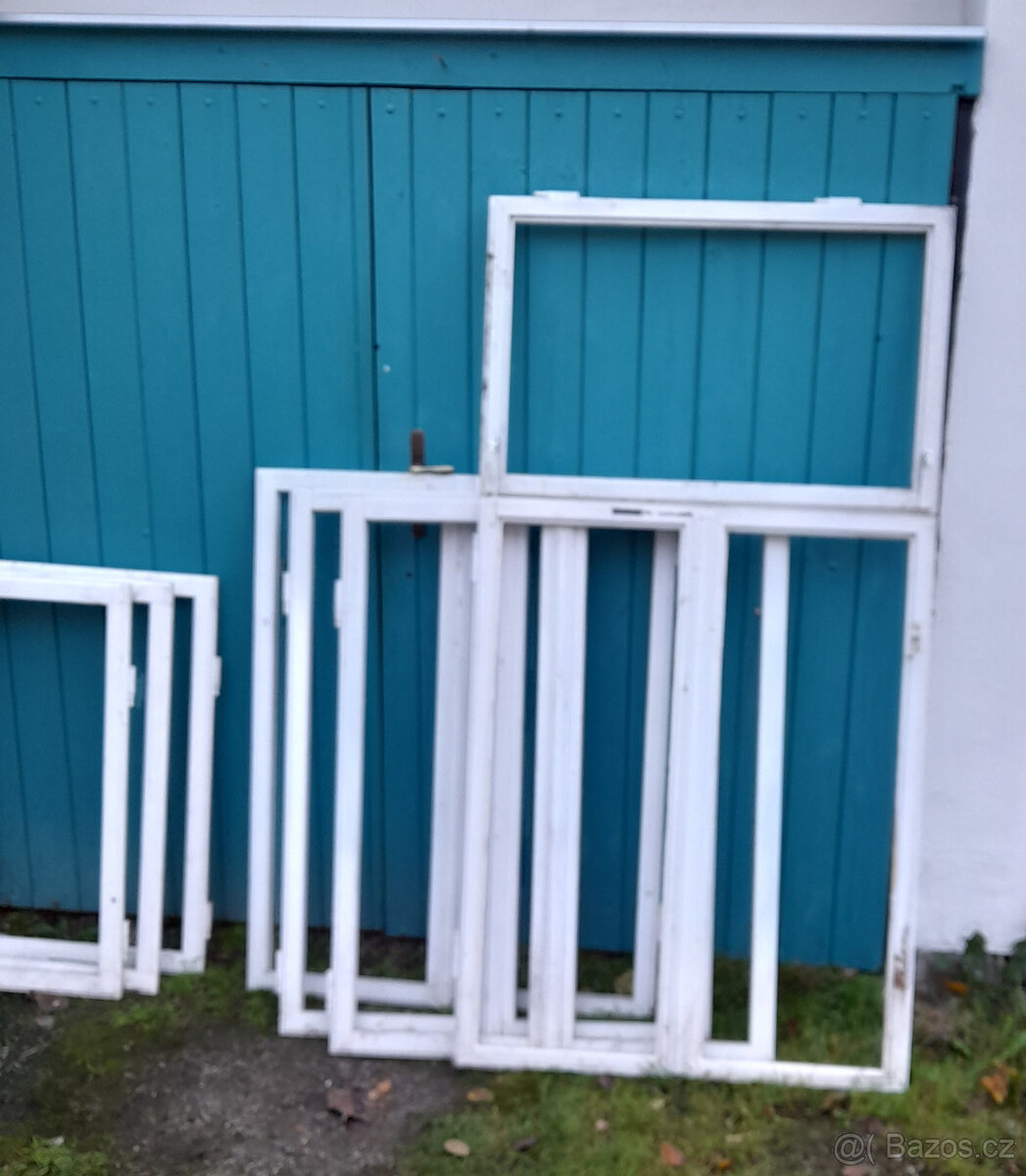 Dřevěná okna 2 roky stará pěkná - 8