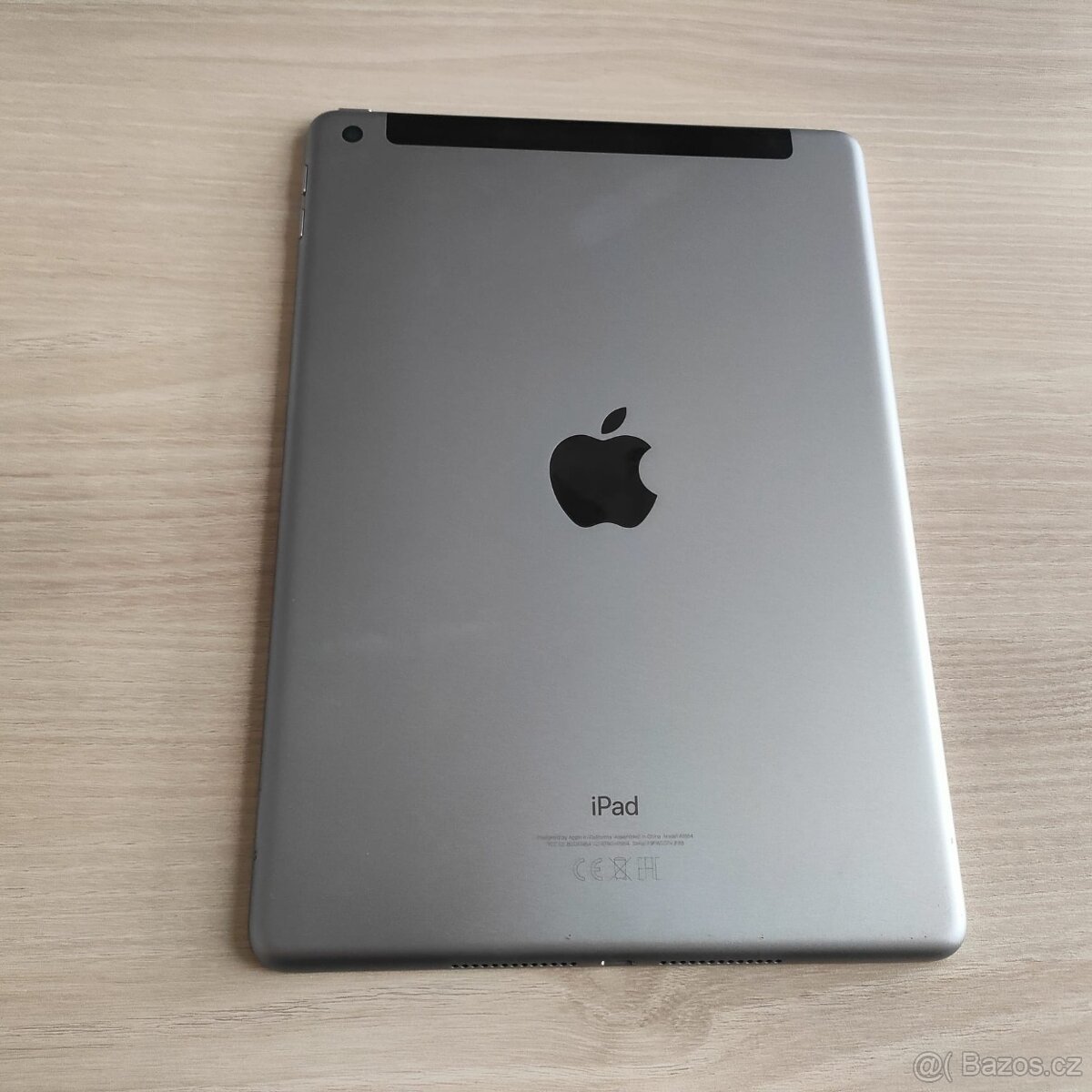 Apple iPad 9.7"Retina/ 32GB/ Wi-Fi-Sim, 2018 6.gen - 8