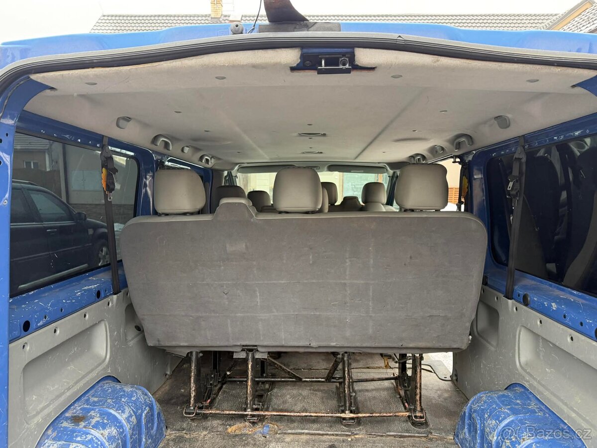 Renault Trafic 2.0 dci 9 míst - 8