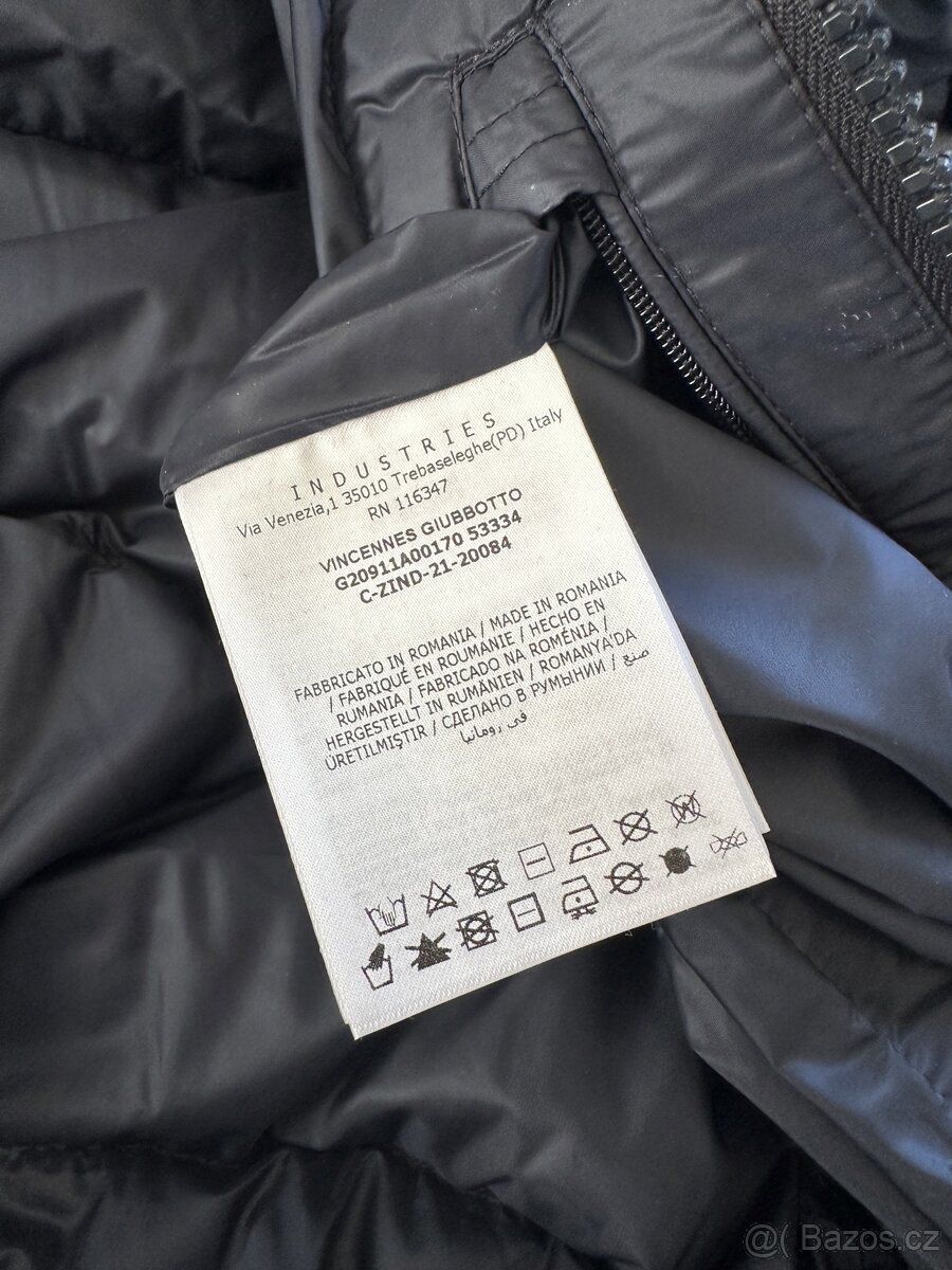 Moncler péřová bunda - 8