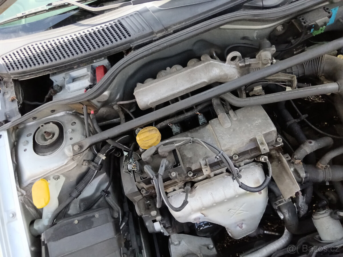 Renault Megane 1,6 55KW - 8