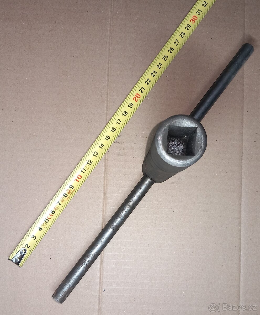 4-HRANNÝ KLÍČ 27, 19, 17 NA SOUSTRUH - 8