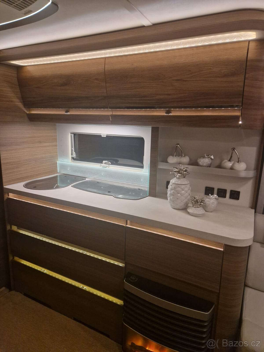 TABBERT PUCCINI 635 LUXUS XXL KOUPELNA + WC - 8