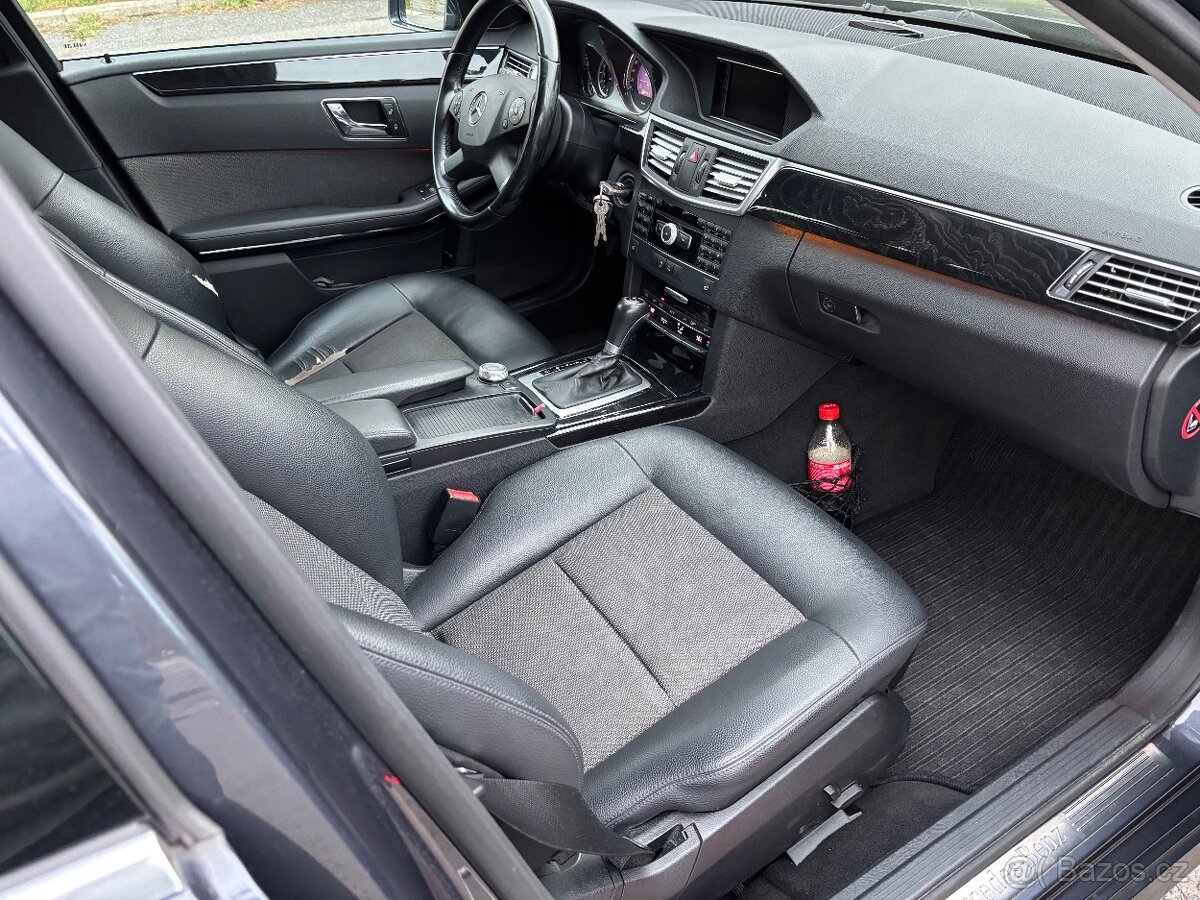 Mercedes W212 E220 - 8