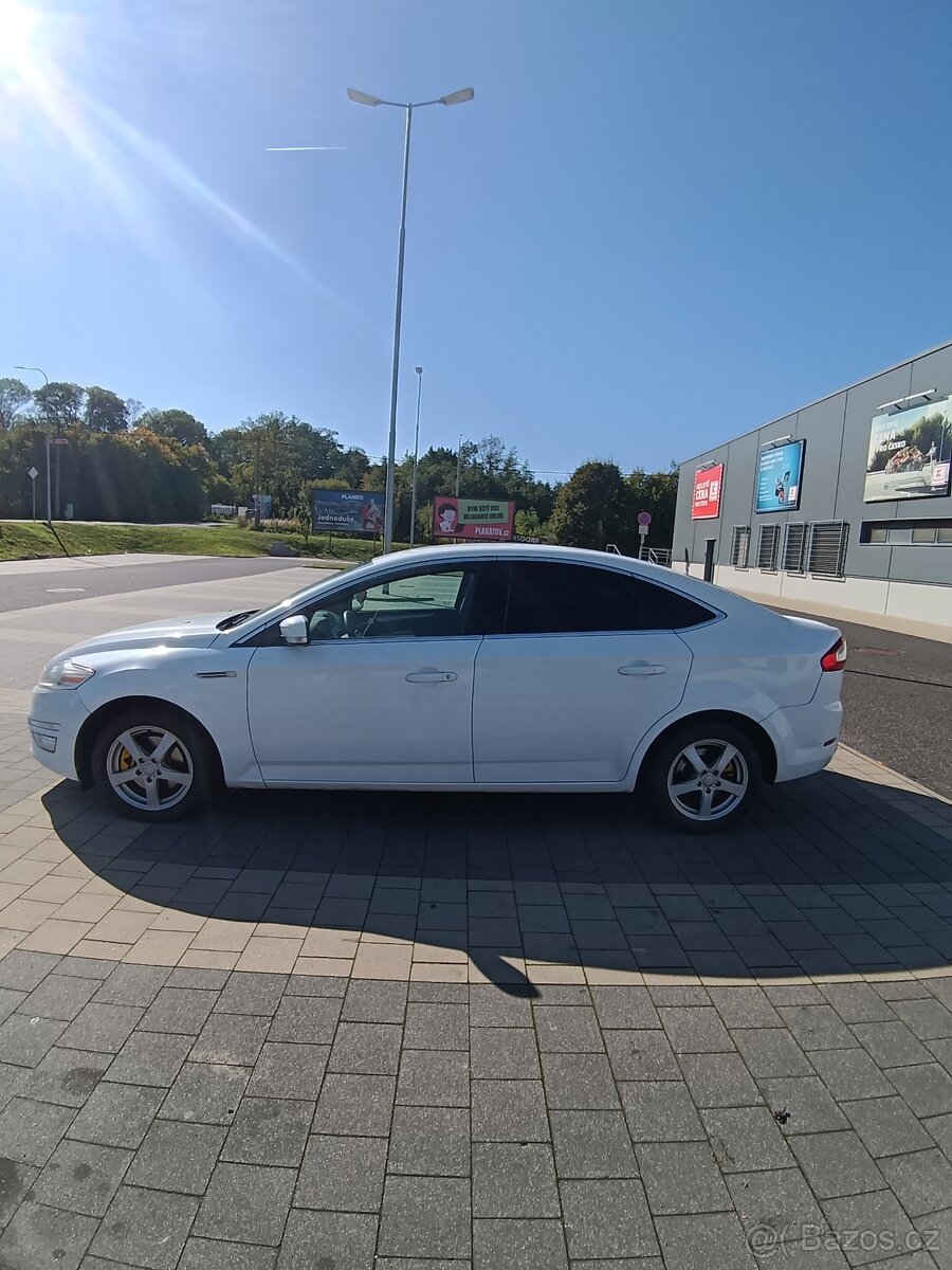 Ford Mondeo MK4 2.0 TDCi Liftback - 8