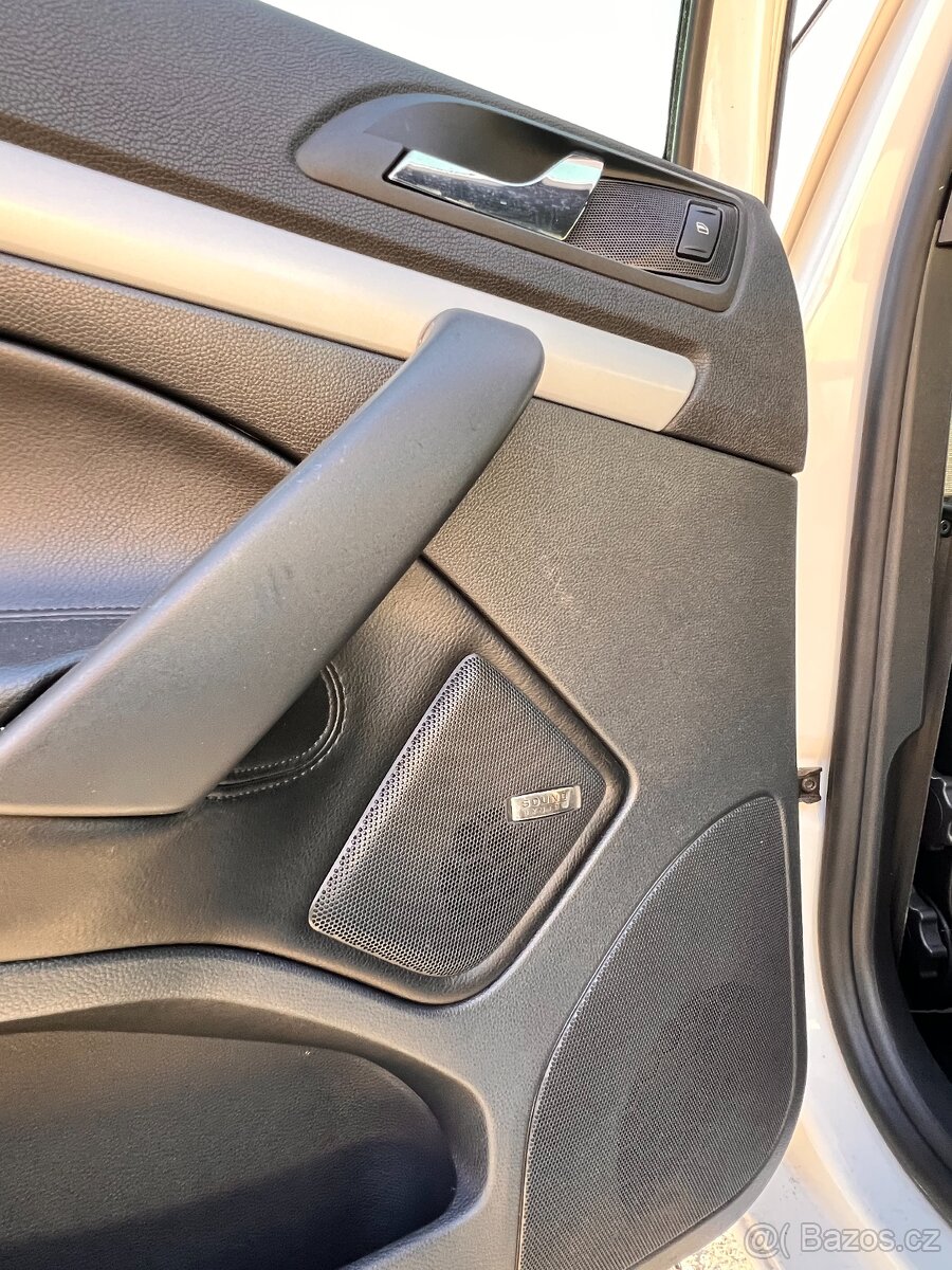 Skoda Octavia 2 RS - 8