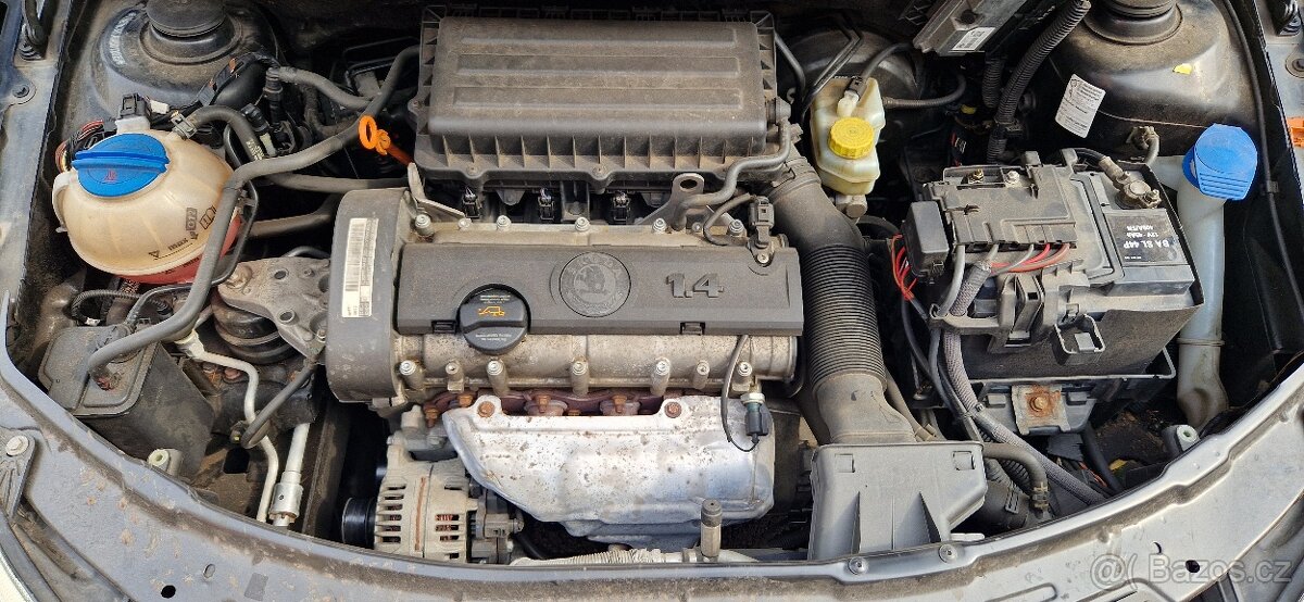 Škoda roomster 1.4 16v - 8