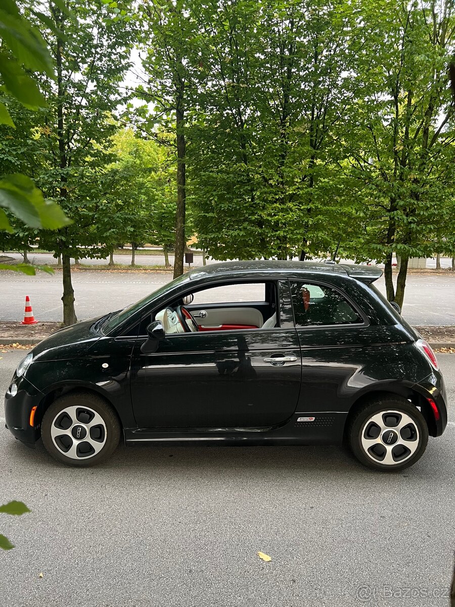 Fiat 500e, 83 kW, rok 2014 - 8