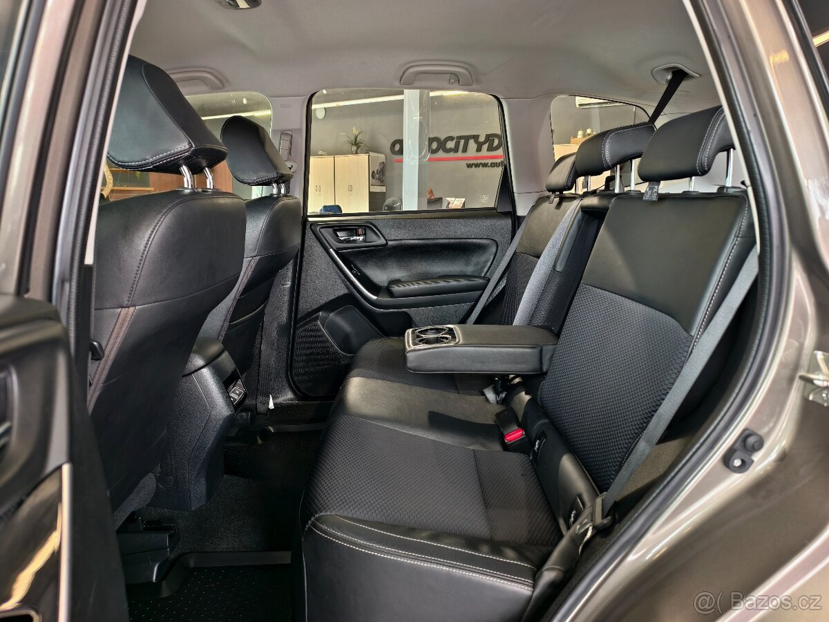 Subaru Forester 2.0 i 4x4, A/T, EXECUTIVE, DPH - 8
