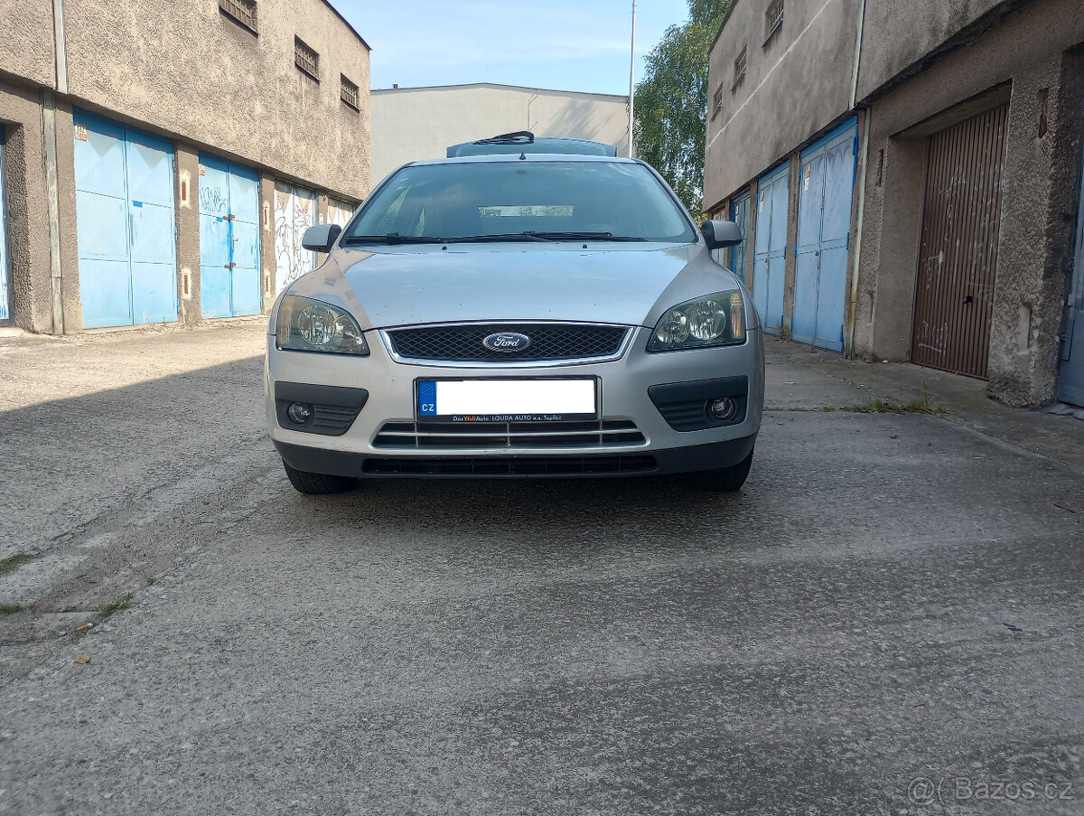 Ford Focus II 1.6 TDCi, 80 kW, hatchback, třídveřový - 8