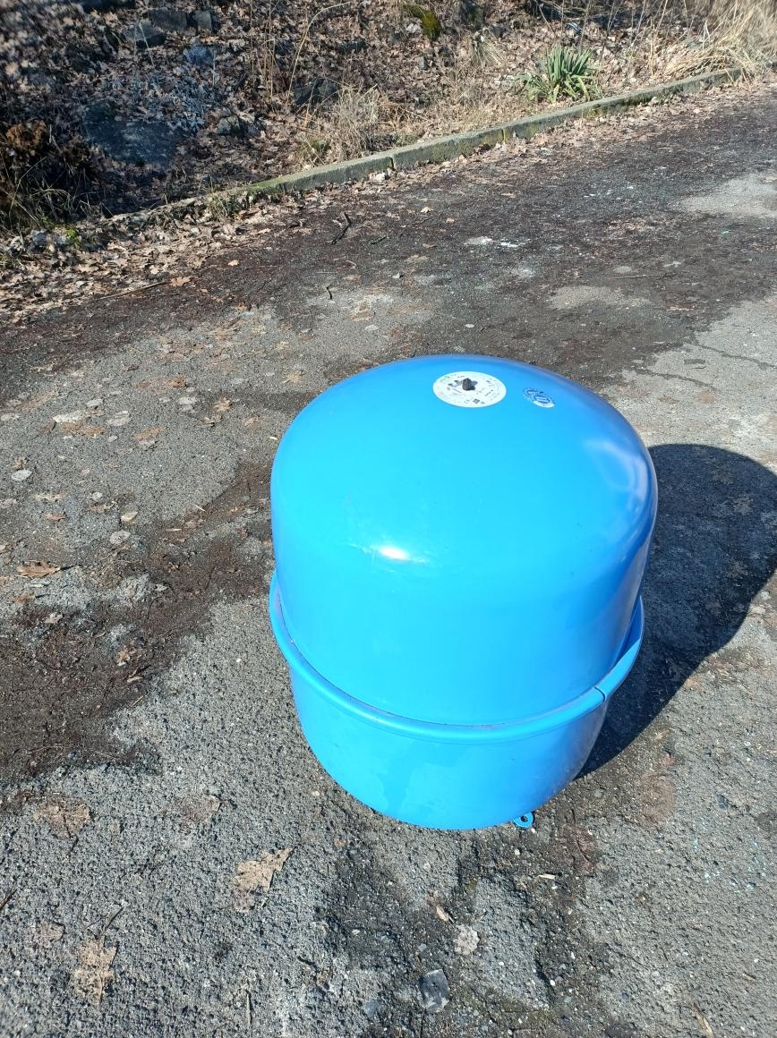 Reflex expanzní nádoba N 100 - 100l, 6 bar - 8