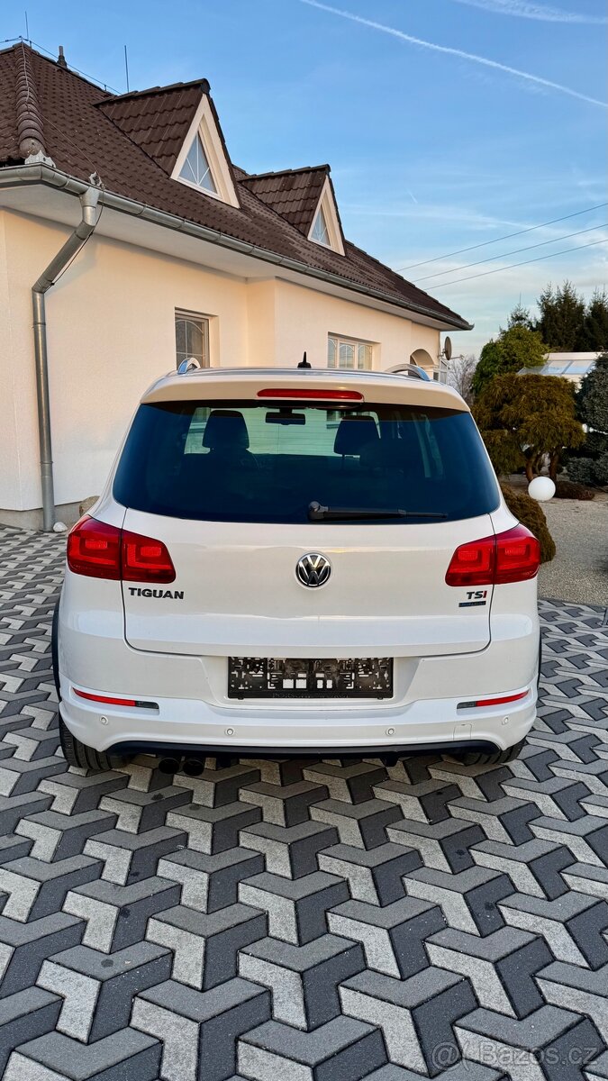 VW TIGUAN 1.4Tsi 90kw 2x R-Line - 8