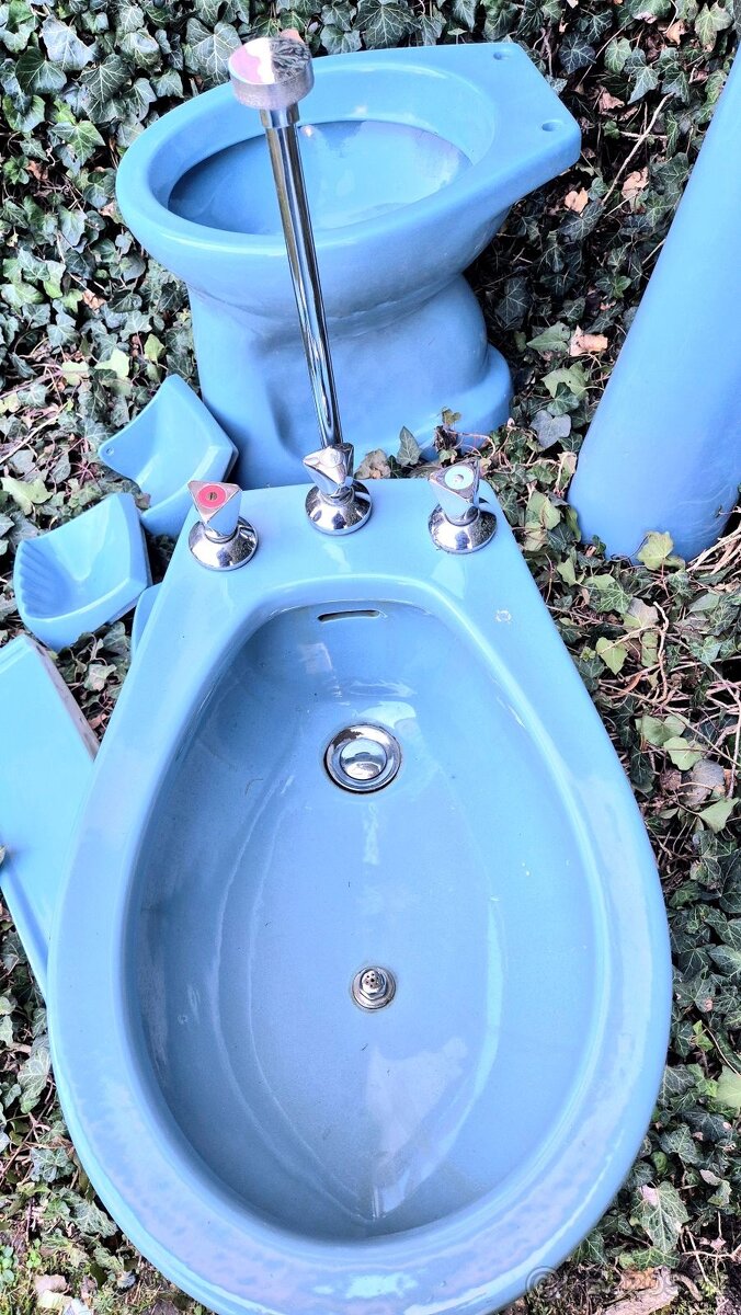 Sanitární keramika - retro set - 8