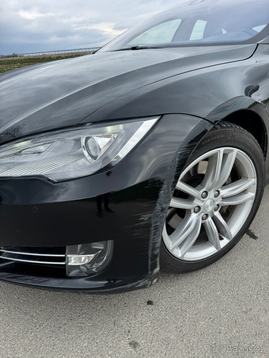 Tesla model S 85D FREE supercharging - 8