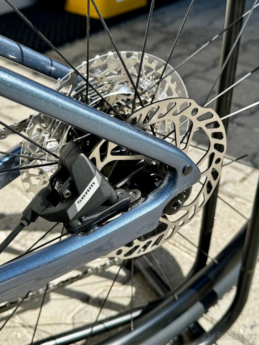 Liv Devote Advanced 1 vel. M - 8
