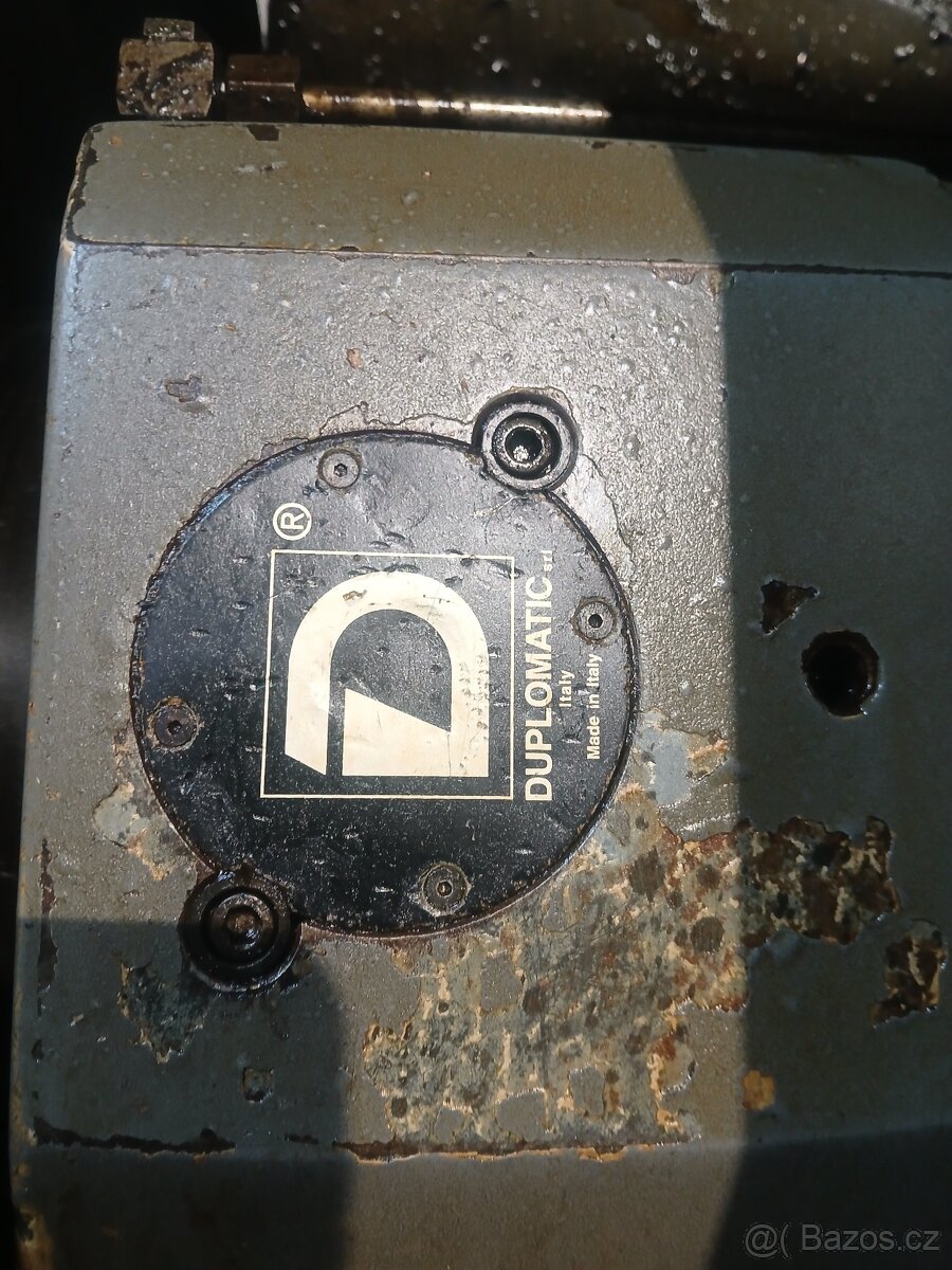 Prodáme na náhradní díly S 50 CNC - 8