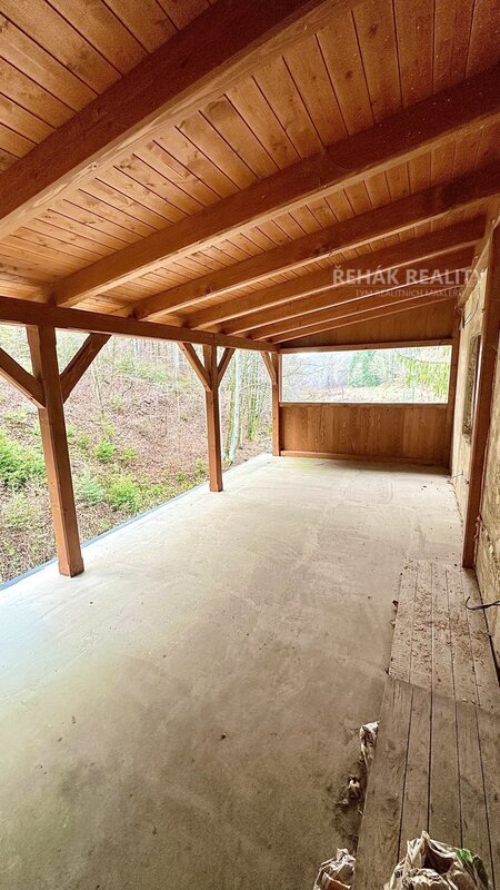 Nabízíme Vám k prodeji dům, bývalý mlýn, podl.plocha 163m2, - 8