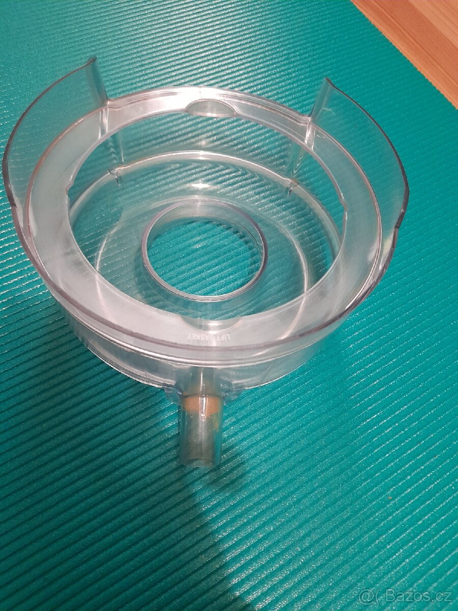 Odšťavňovač zn. Catler - 8