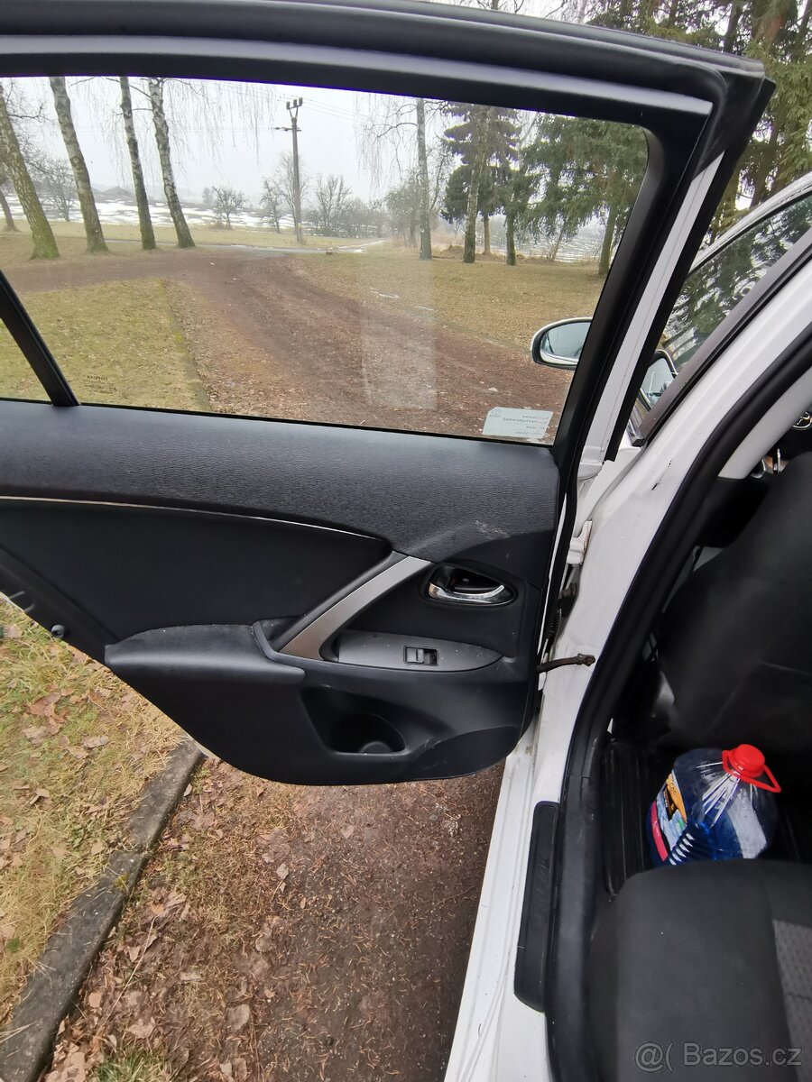 Toyota Avensis 2.0D 91kw - 8