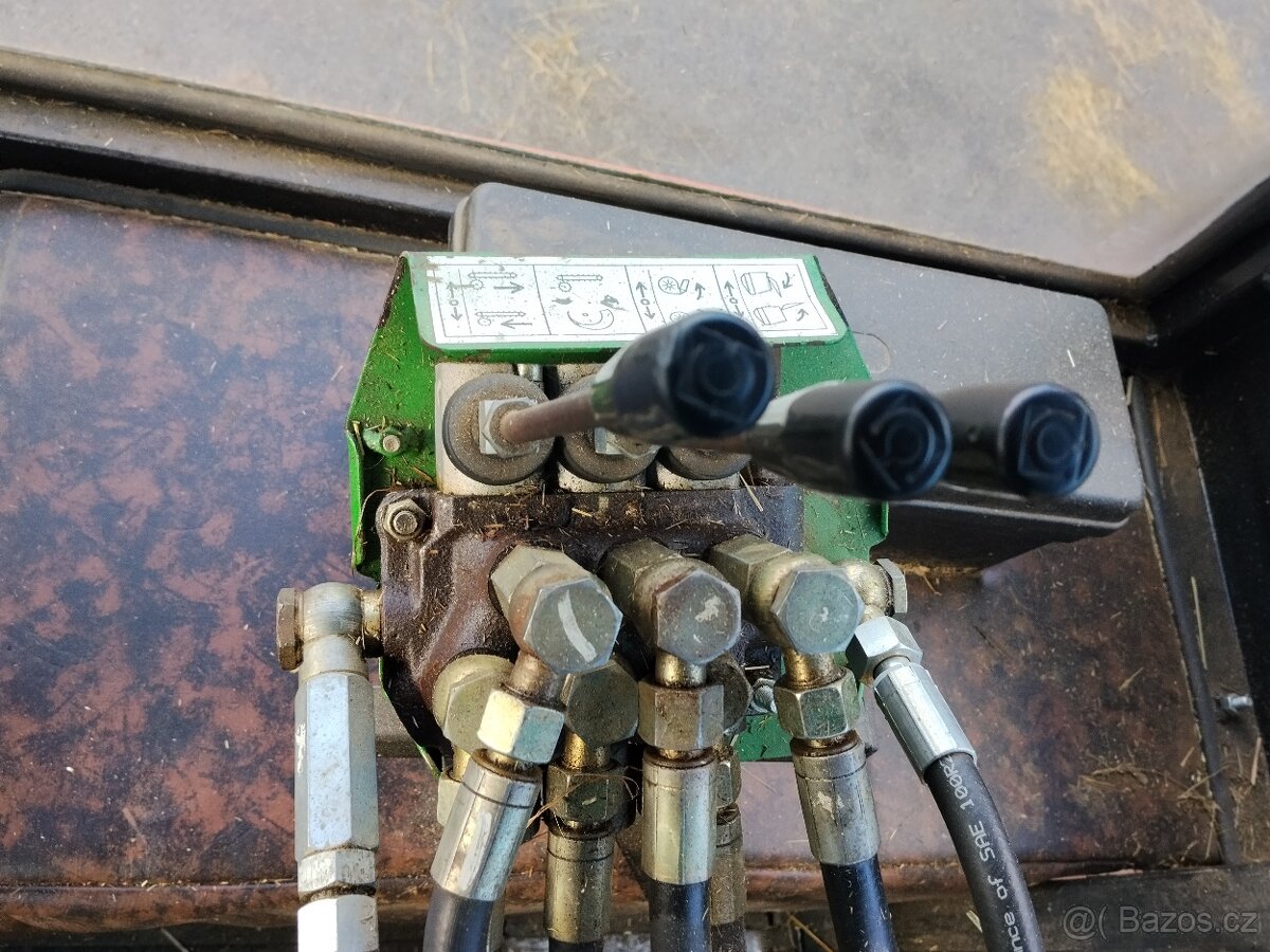 Rozdružovač balíku - 8