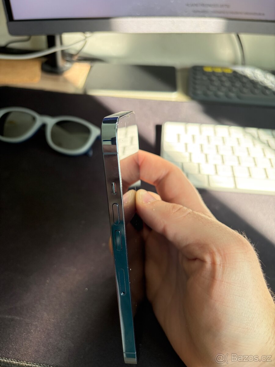 Apple iPhone 13 PRO - 8