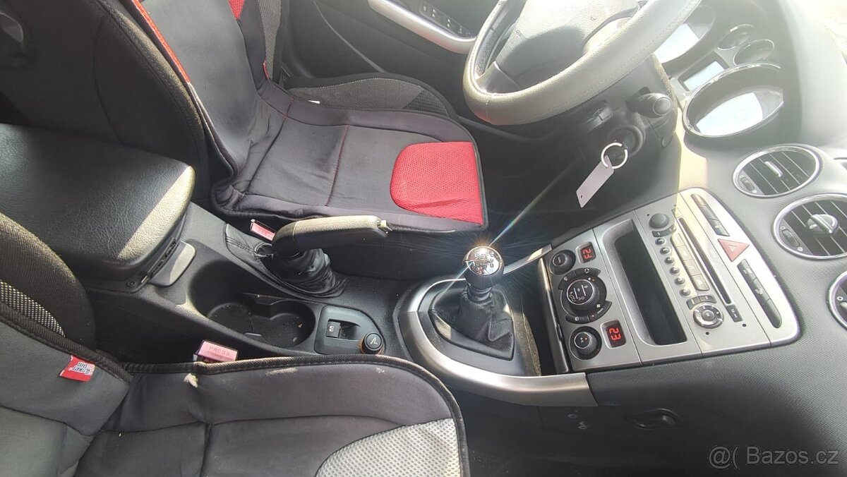 peugeot 308 - 8