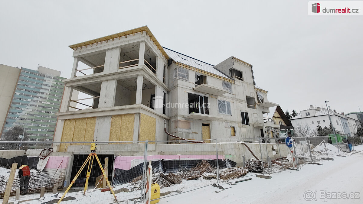 Nový komerční prostor, 143,18, 1 NP, parking, přímo u budouc - 8