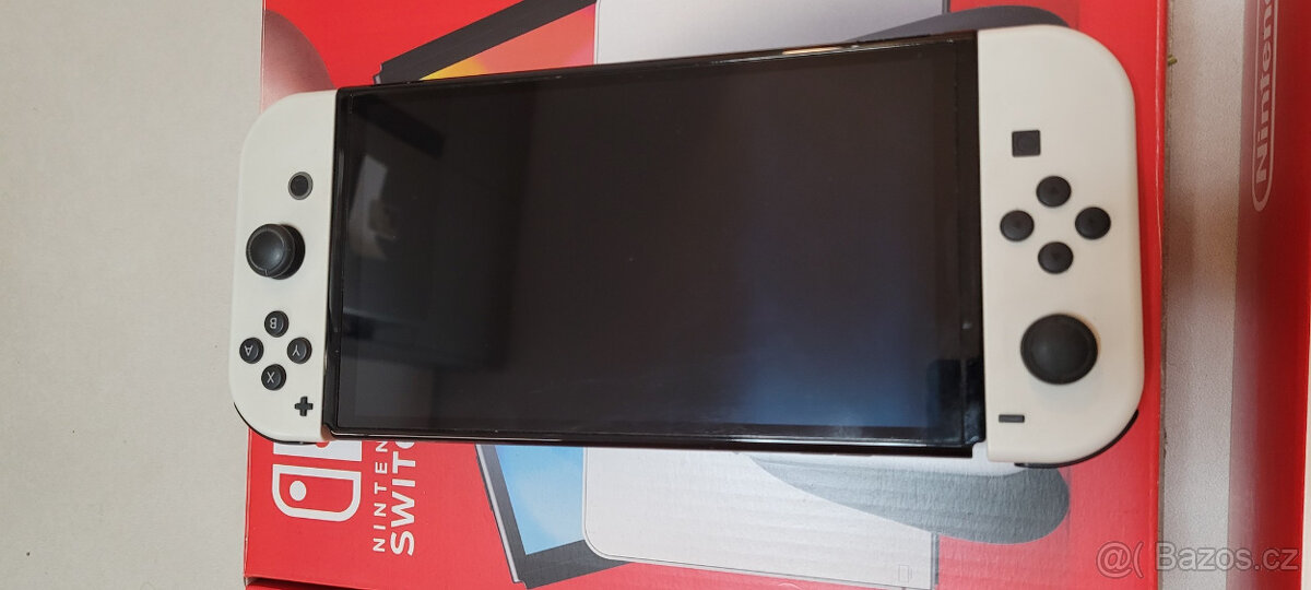 Prodám Nintendo switch OLED - 8