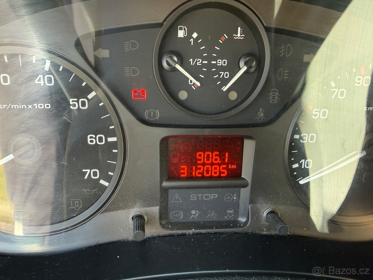 Peugeot Partner 1.6 HDi 66 kW - 8