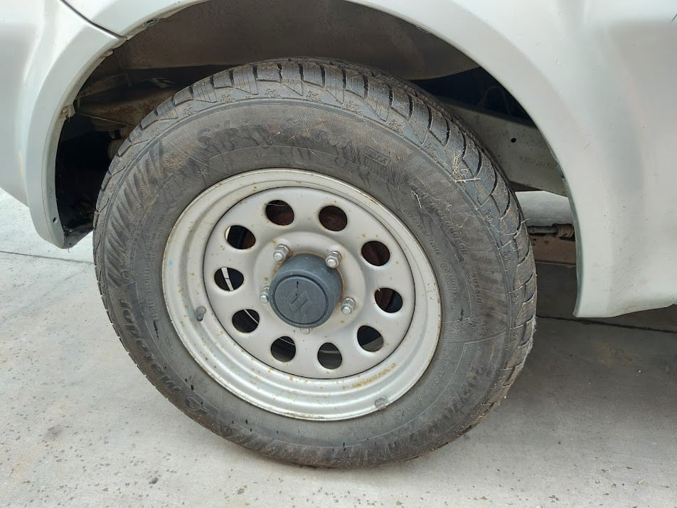 Suzuki Jimny 1,3i 62,5kw - 8