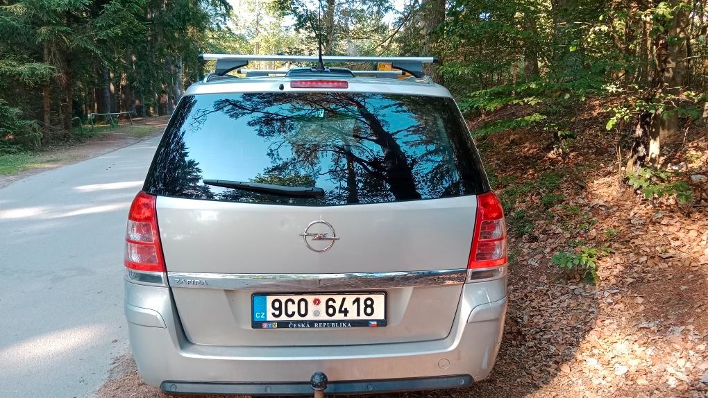 Opel Zafira B - 8
