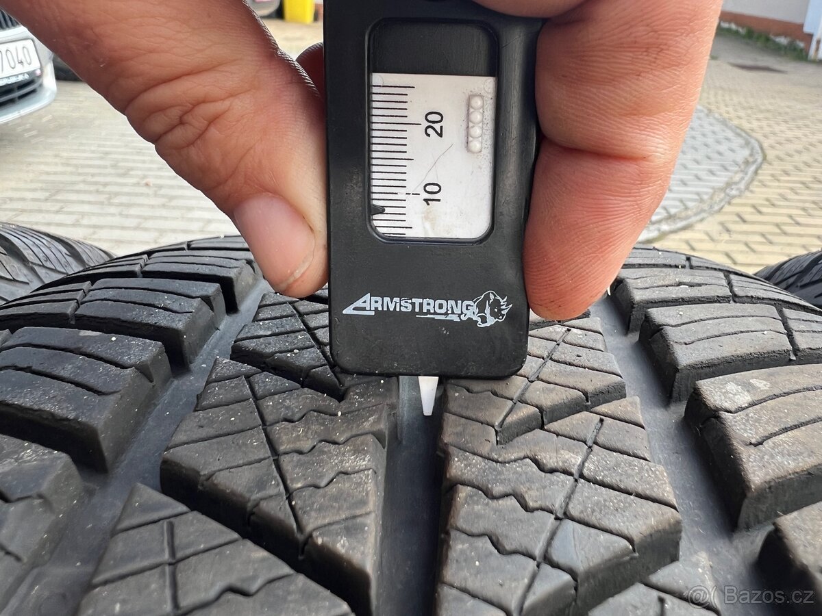 Zimní sada kol pro Audi A6 Allroad quattro (4G) 7Jx18 ET38 - 8