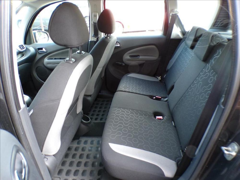 Citroën C3 Picasso 1,6 i KLIMA,TEMPOMAT - 8