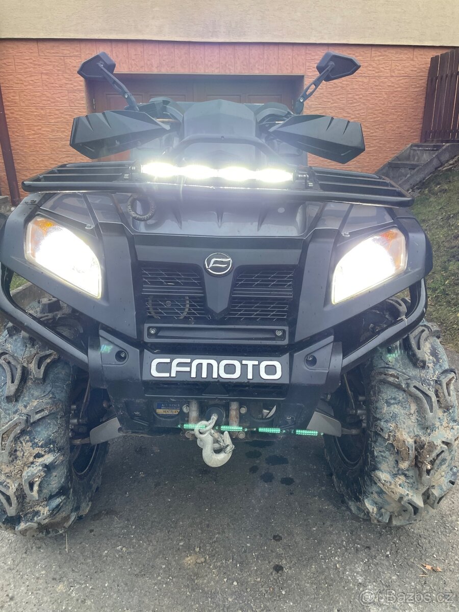Cfmoto gladiátor x8 - 8