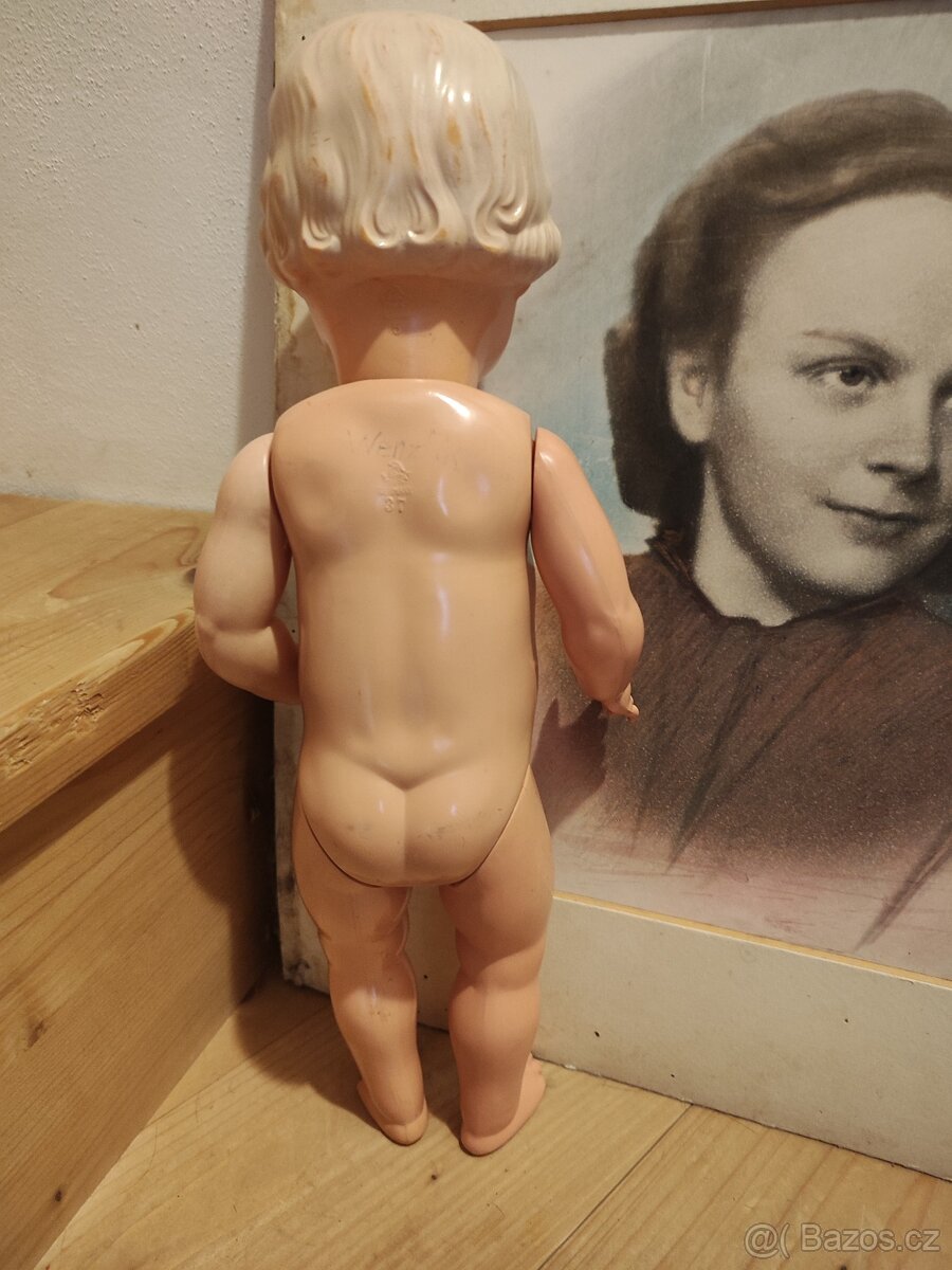 Stará panenka zn.Minerva - 8