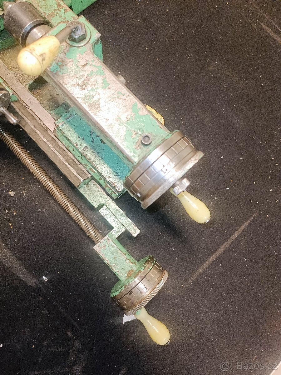 Stolní soustruh na kov - 8