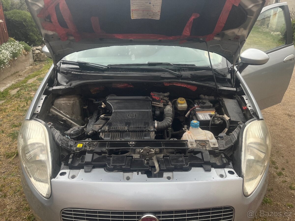 Fiat Punto 1.4 70kW - 8