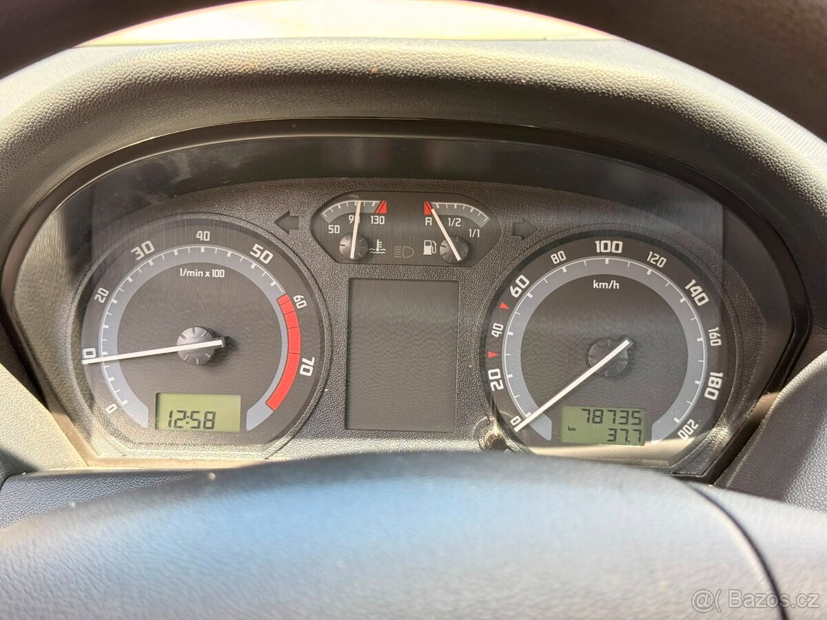 Škoda Fabia 78 000km - 8
