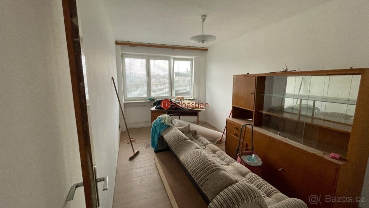 Pronájem bytu 3+1 s garáží, Praha 6 – ul. Evropská (nyní v r - 8