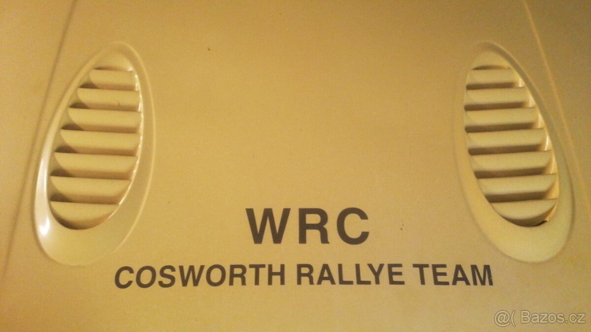 Ford Escort RS Cosworth - 8