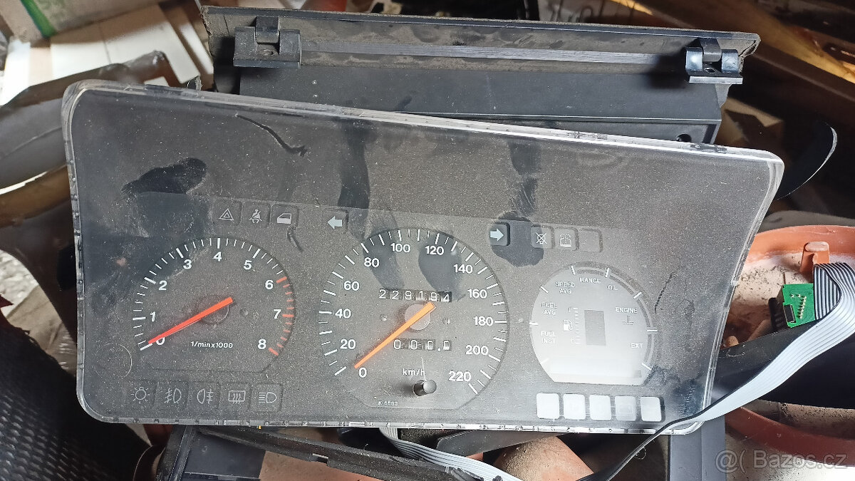 Prodám náhr. díly - 8