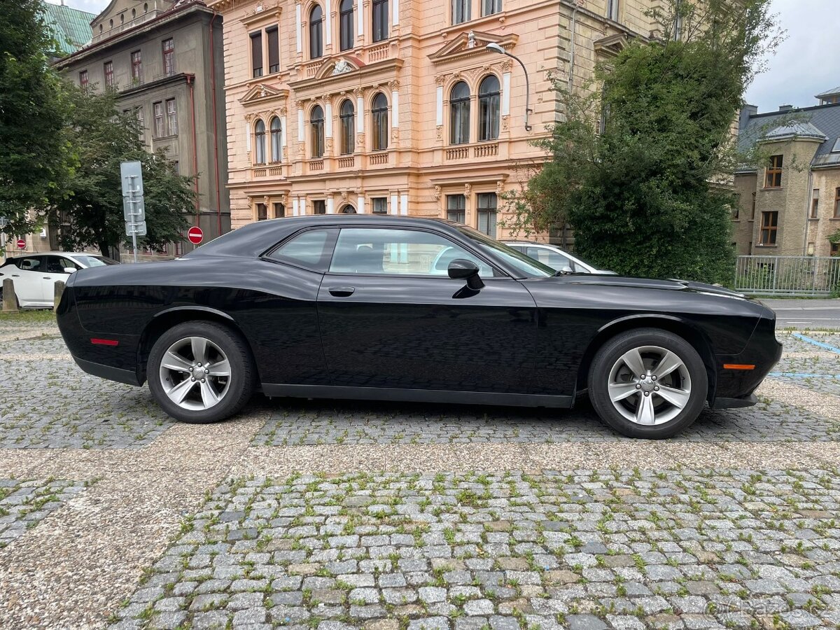 Dodge Challenger 3.6 V6 - 8