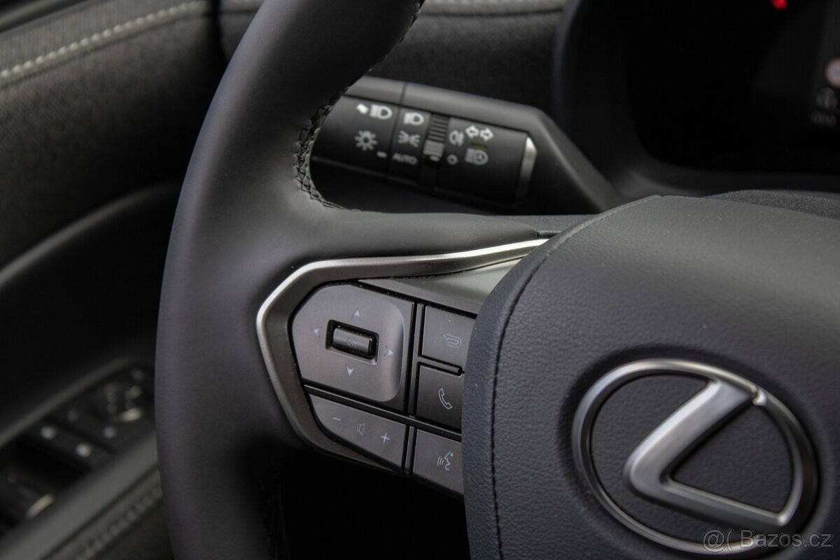 Lexus LBX 1.5 HEV 100kW e-CVT - 8