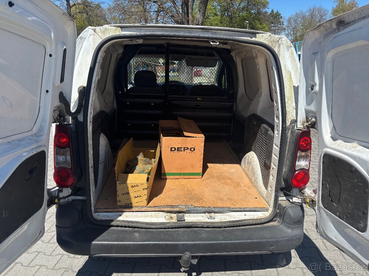 Peugeot Partner Pickup 1.6i benzin 2012/11 - 8