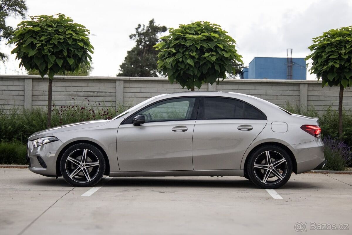 Mercedes-Benz A 180 2020 - 8