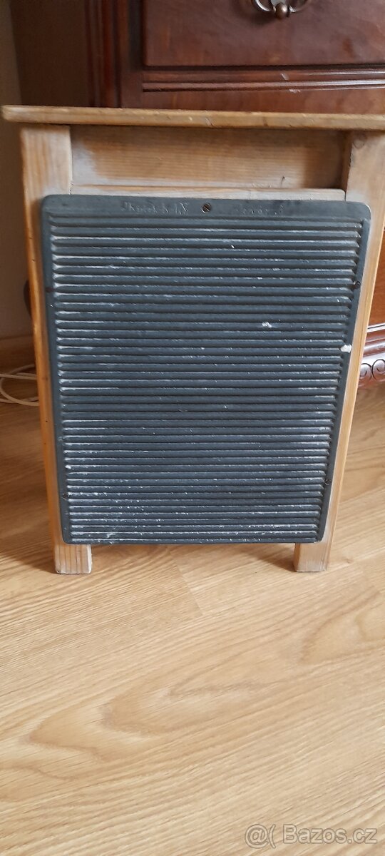 Starožitna valcha litina, retro metly - 8