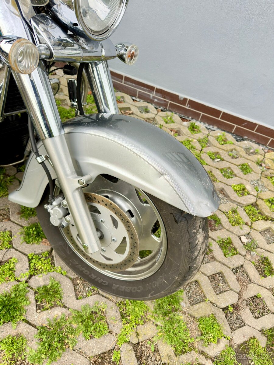 Suzuki vl 1500 Intruder - 8