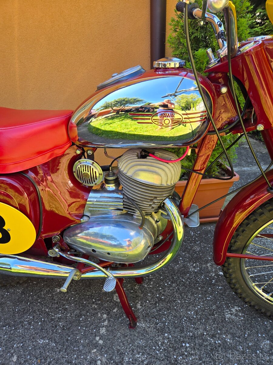 Jawa 579 - Libeńák - Rezervace do 05.12.2025 - 8